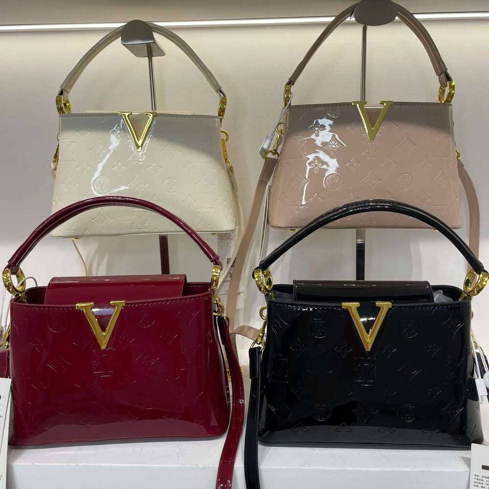 Fashion Patent Leather Handheld Bucket Bag 2025 New Fashion Single Shoulder Crossbody Commuter Versatile Niche Brand Elegant Women