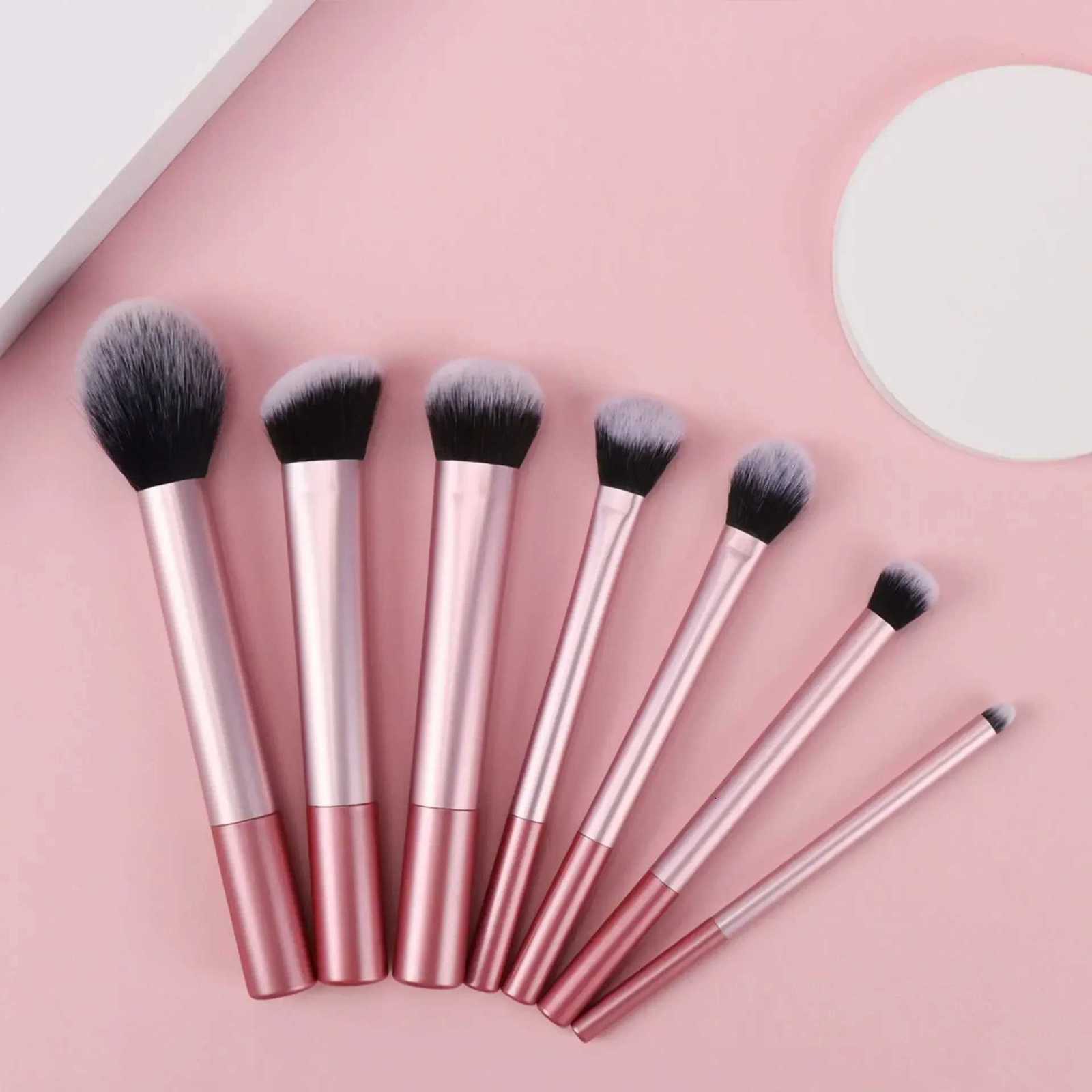 7pcs Pro Makeup Brush Set - Soft Premium Synthetic Hair Cruelty-Free Easy to Clean Foundation Blush Eyeshadow Cosmetic XJ2500716