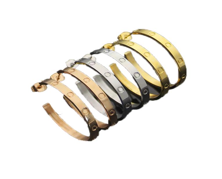 Classic Circle Designer Hoop Earrings Fashion Love Earrings for Women High Quality Stainless Steel Plating 18K Gold Jewelry4496592