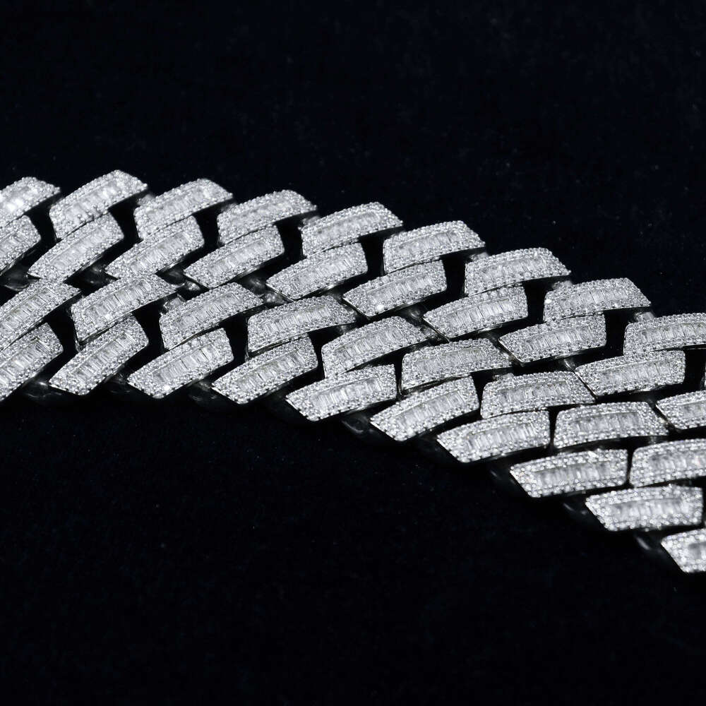 Pass 100% diamond testDesigner necklace22mm Heavy Duty Hip-Hop Necklace Sier Long Stick Bread Iced VVS Moissanite Lab Cuban Chain