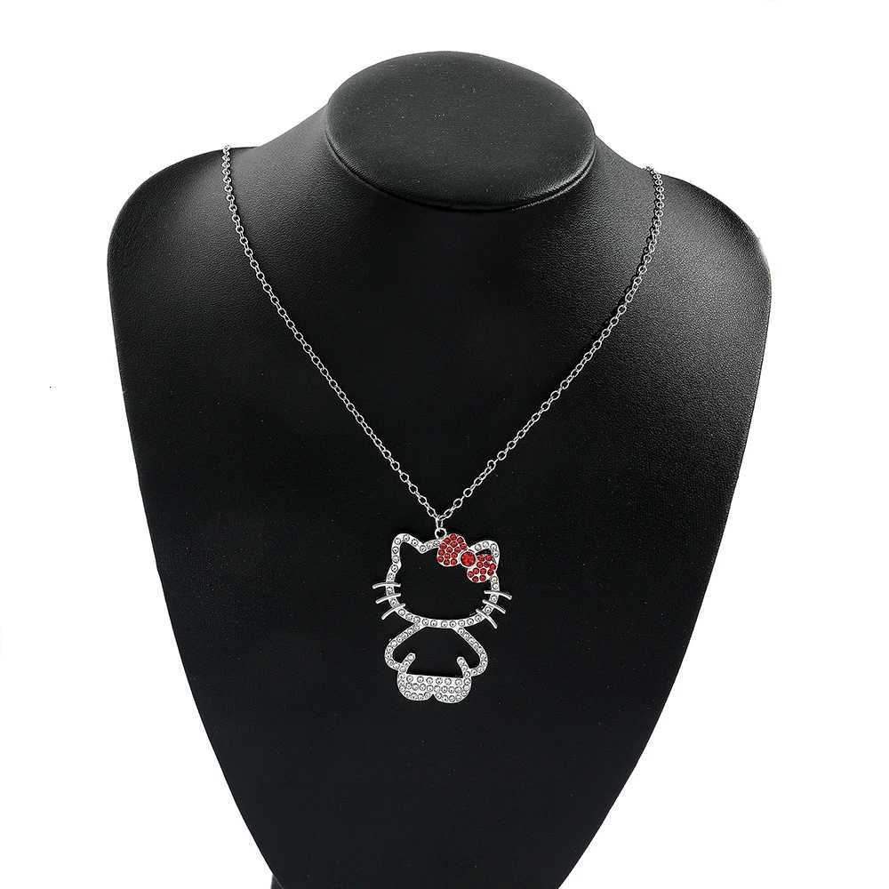 Sanrio Hello Kitty Rhinestone Bow Cute Girl Pendant Necklace Woman Clavicle Chain Pendant Gifts w250716