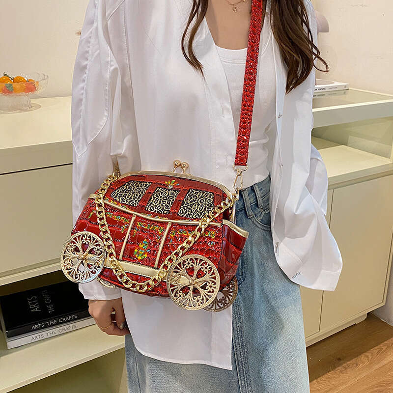 Bags Personality Quirky Creative Small Car for Women 2025 New Fashion Chain Shoulder Crossbody Bag