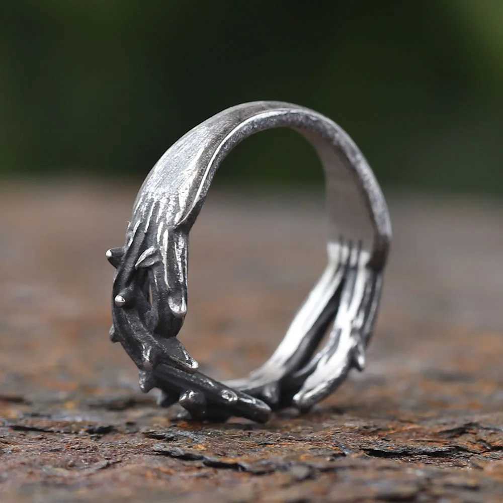 2024 New Personality 316L Stainless Steel Irregular Thorns Couple Ring Retro Finger Anels For Man Women Lovers Jewelry Gift S250716