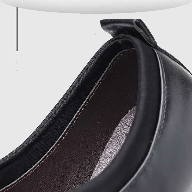 2025 New Mens Formal Shoes Plus Size Moccasins Pointed Toe Mens Leather Shoes Classic Wedding Shoes Office Business Casual Shoes W250716