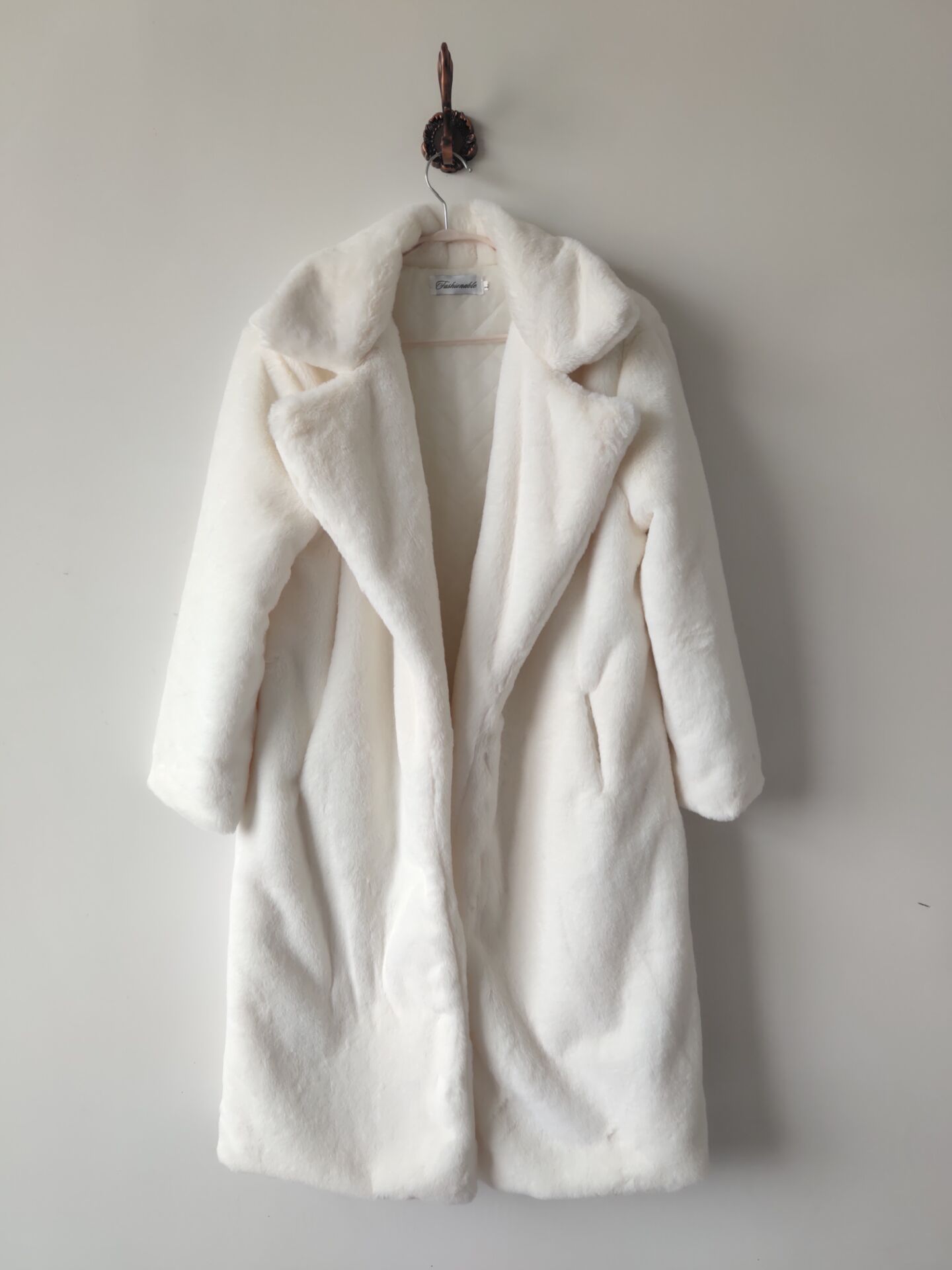 New Women Autumn Winter Furry Warm Fur Outerwear Fashion Loose Faux Fur Rabbit Long Jacket Casual Thickened Fur Coat