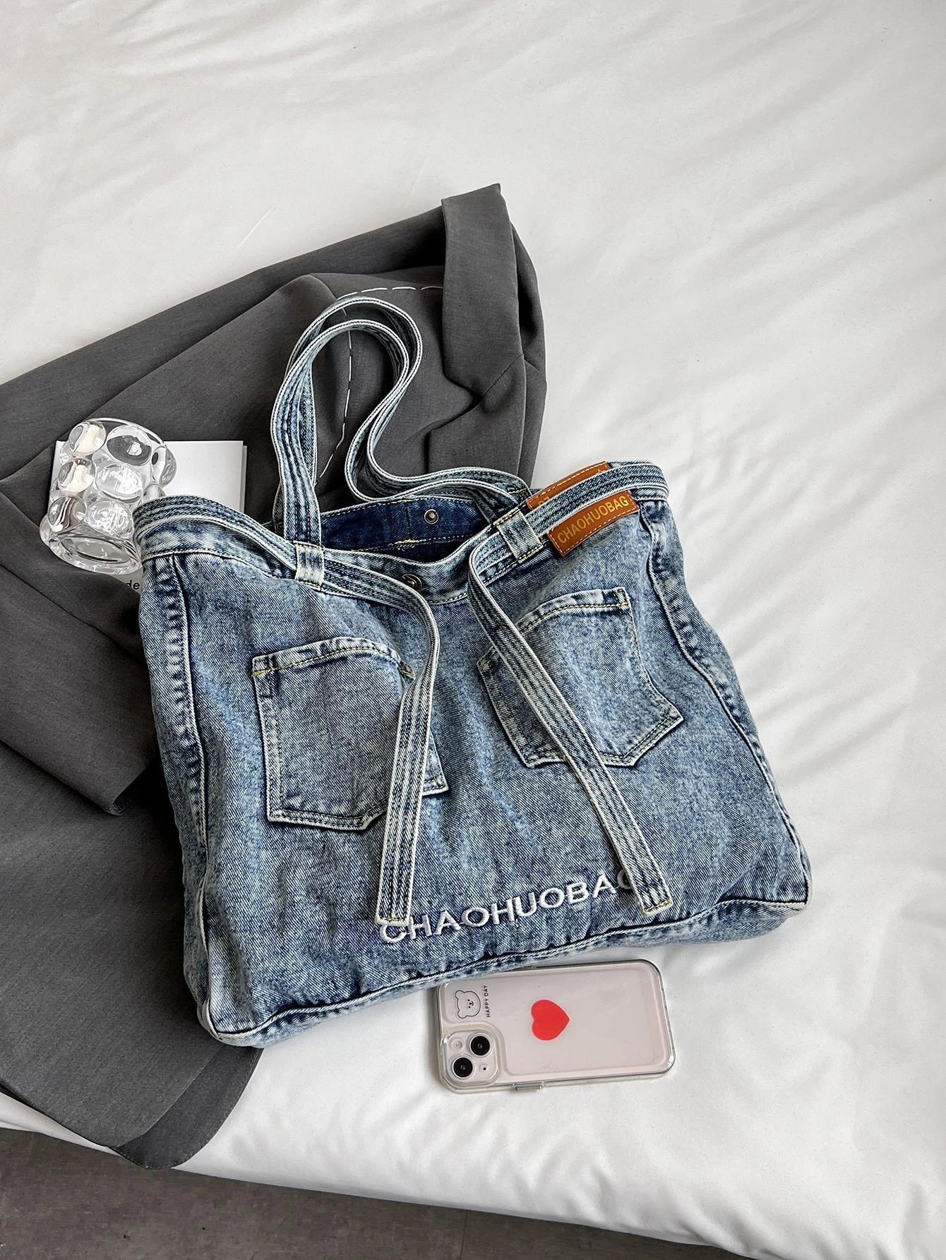 Large Shoulder Tote Bag Letter Embroidered Dual Pocket Front Double Handle Denim Fashionable Handbag Shoulder Bag 250714