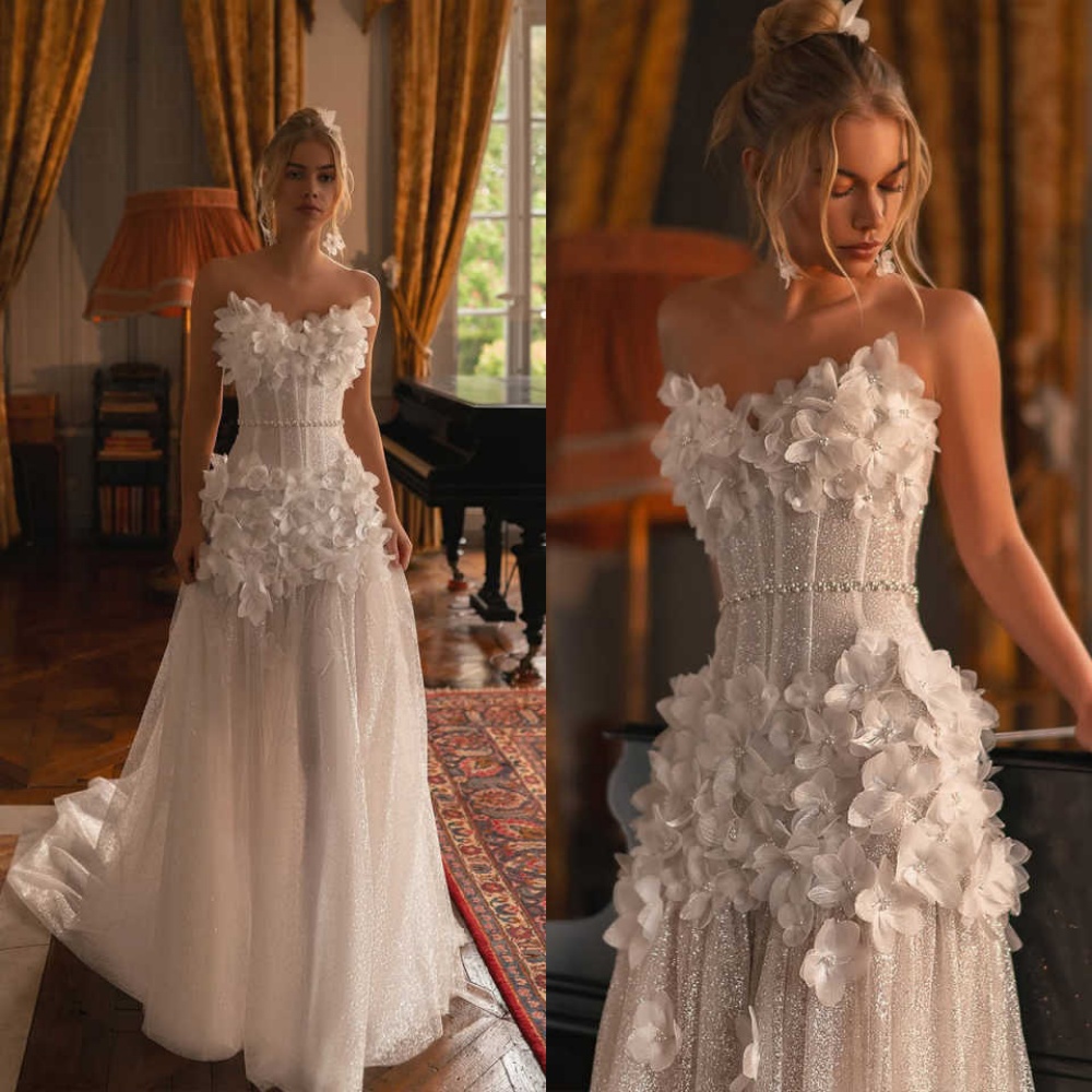 Vintage A Line Wedding Dress Hand Made Flowers Sweetheart Neck Bridal Gowns Customized Backless Sequined Bride Dresses
