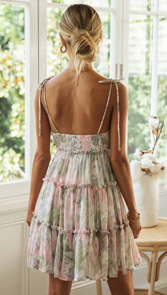 Women Elegant Floral Suspender Holiday Sexy Square Collar Sleeveless Lace-Up Large Swing Ruffles Chiffon Mini Dress dongdumaoyi