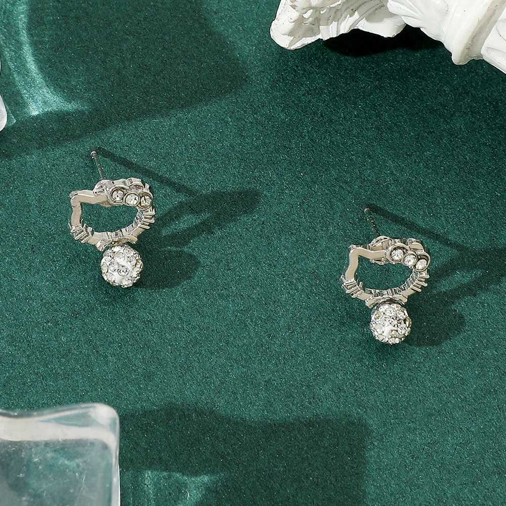Sanrio Hello Kitty Earrings Fashion Cute Kitty Cat Ear Studs For Friends Womens Birthday Jewelry Gifts w250716