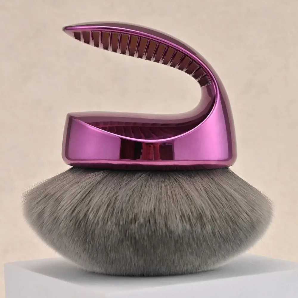 Beauty Blend Blur Body Kabuki Brush Extra Large Vegan Bristles Self-Tanner Brush Professional Blending Applicator Foundation XJ2500716