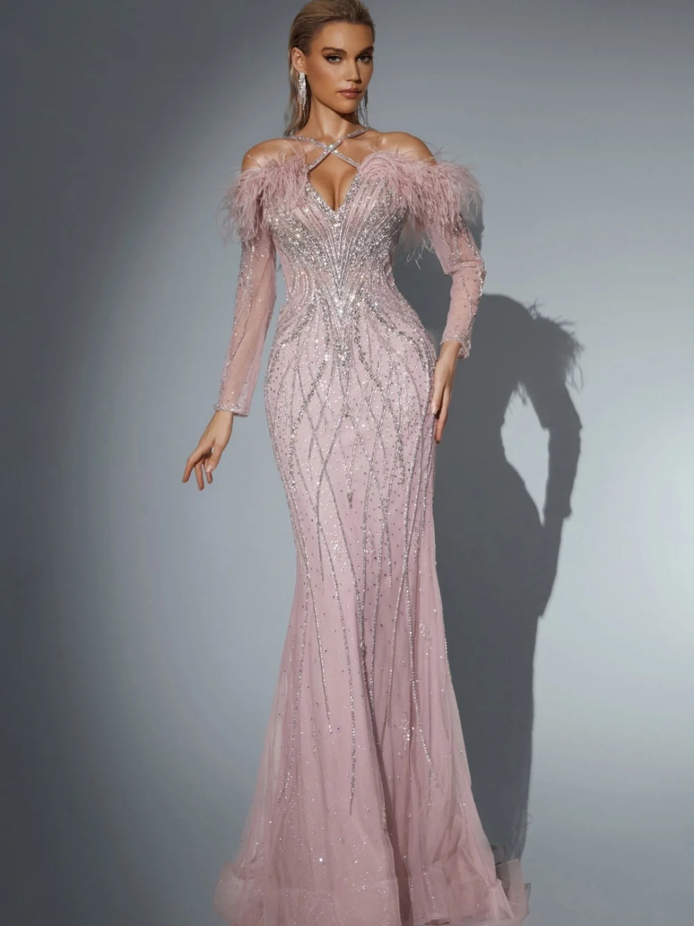Luxurious Mermaid Evening Dress V Neck Long Sleeve Beaded Feather Prom Gowns Bright Red Floor Length Formal Dresses Customized