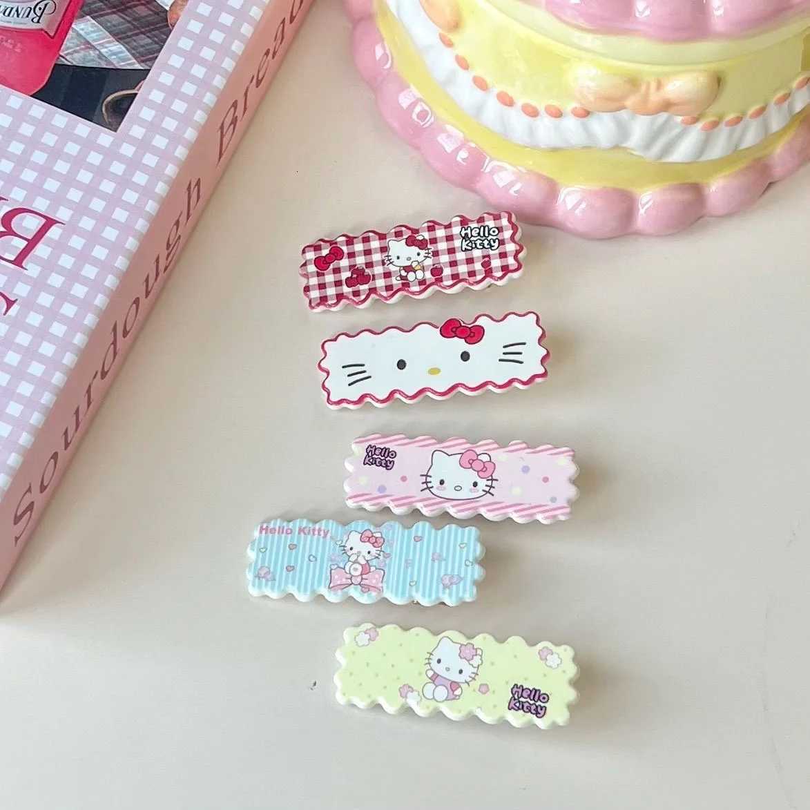 Sanrio 5pcs Sanrio Cute Cartoon Kitty Cat Rectangular Hairpin Girl Heart bangs Side Clipw250716