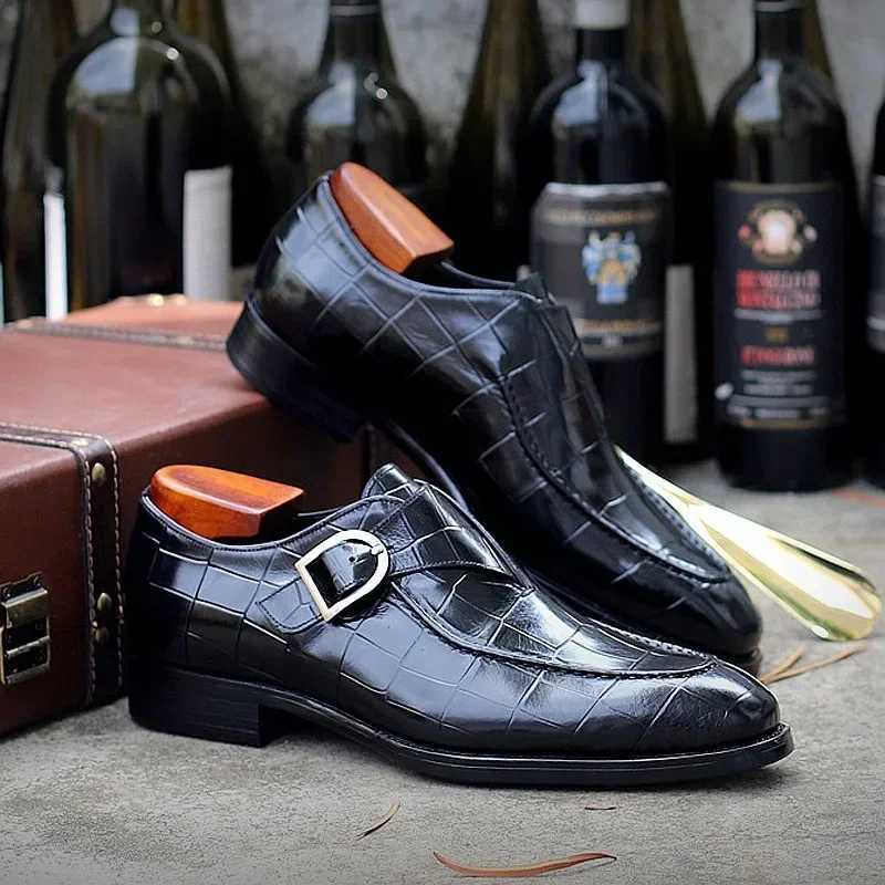 Retro Men Dress Shoes Business Loafers Slip-on Pointed Toe Leather Shoes Party Formal Shoes Handmade Casual Men Shoes Plus Size 48 W250716