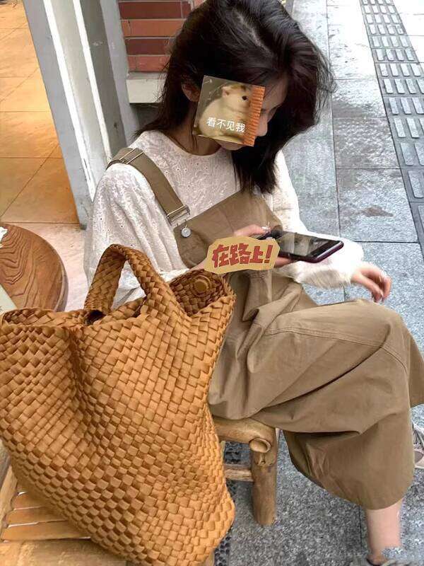 niche design handwoven capacity bucket simple fashion underarm versatile motherdaughter large trendy bag