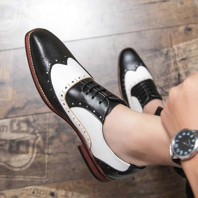 New Luxury Designer Mens Pointed Black With White Patchwork Dress Oxford Shoes Moccasins Wedding Prom Mens Social Shoes Y250715