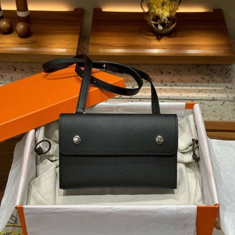 Minimalist Messenger Bags For Women 2025 Hit High Quality Epsom Leather Square New Exquisite Trend Snap Shoulder Bag