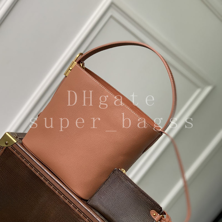 Mirror quality Designer bag Loww Keyy All-In-BB Hobo bag Luxury Shoulder Bag 18CM Calf leather Hand bag Genuine leather Crossbody bag With Box LA01A5