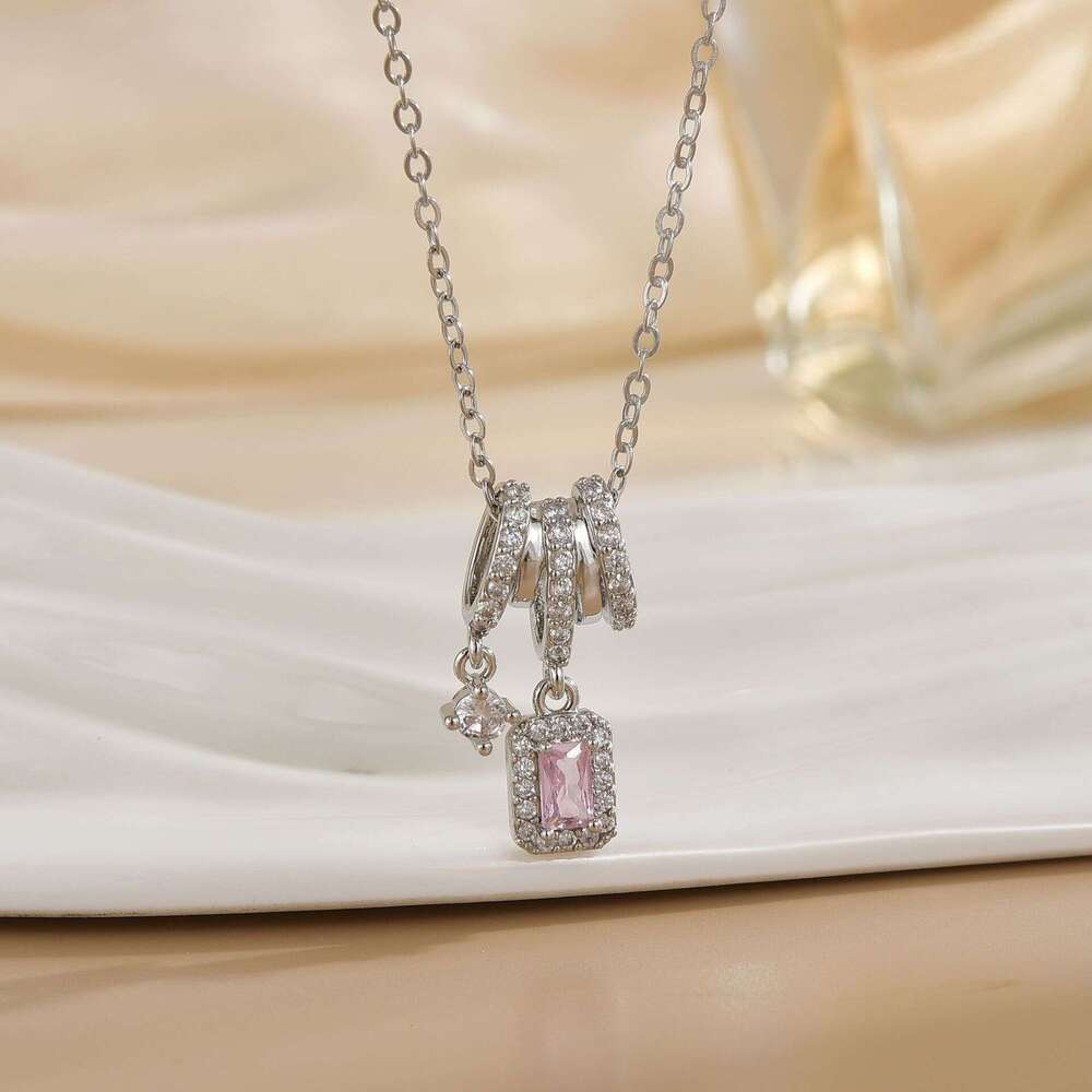 Korean Style Sweet Star Zircon Niche Design Sugar Cube Titanium Steel Necklace For Women Fashionable Temperament Collarbone Chain 5Bc