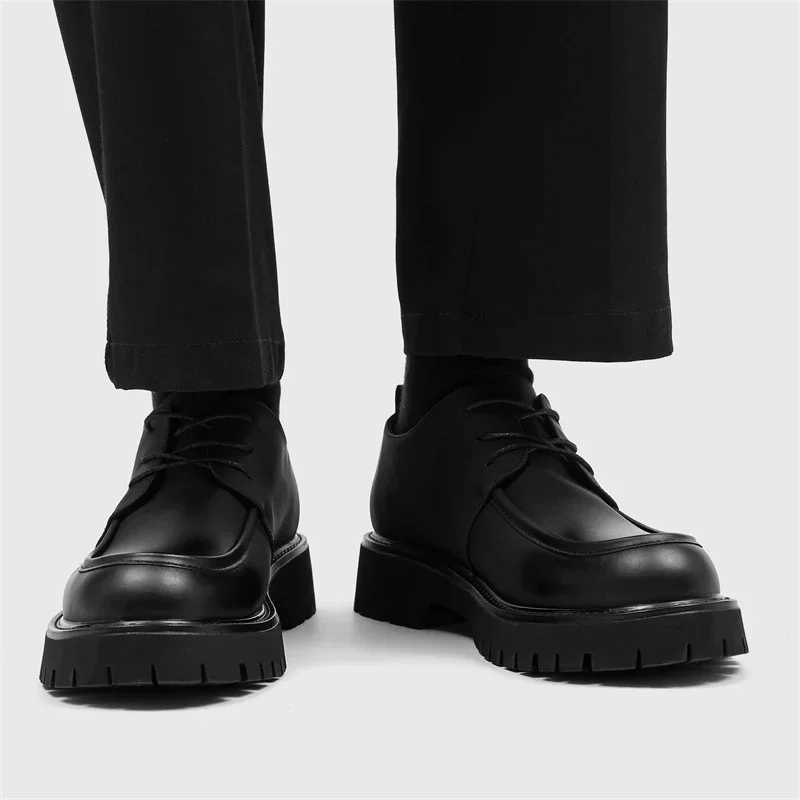 Leather Men Casual Shoes Classic Business Mens Dress Shoes Breathable Lace-Up Handmade Shoes Thick Sole Fashion Formal Shoes W250716