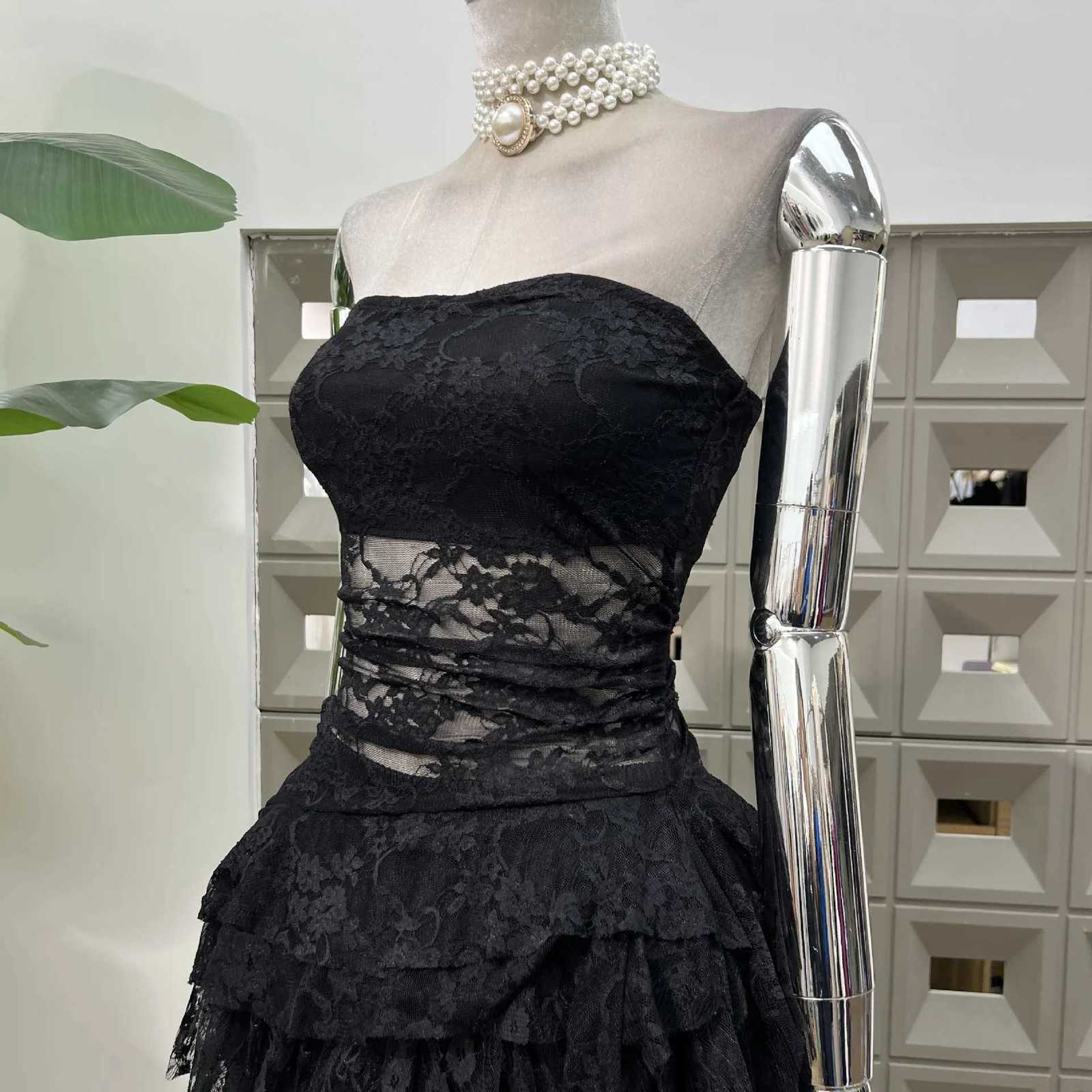 American Style Chic Pleated Lace Kelp Streamer Tube Top Elastic Slim Top + Lace Cake Skirt Women R250716
