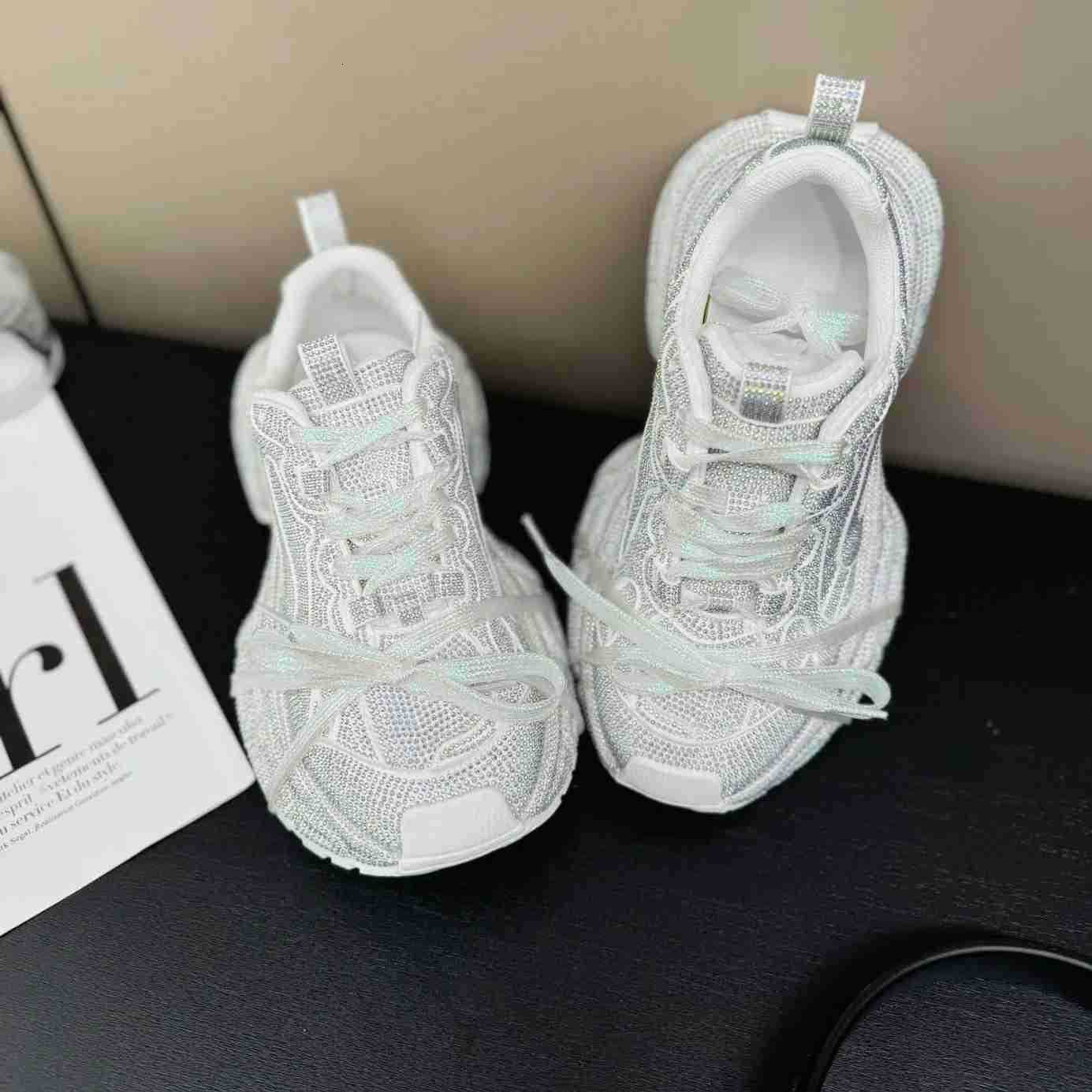 2025 Gypsy Rhinestone Thick-soled Fried Street Womens Spring New Straps Ins Trendy Casual Platform Sneakers Dad Shoes M250716