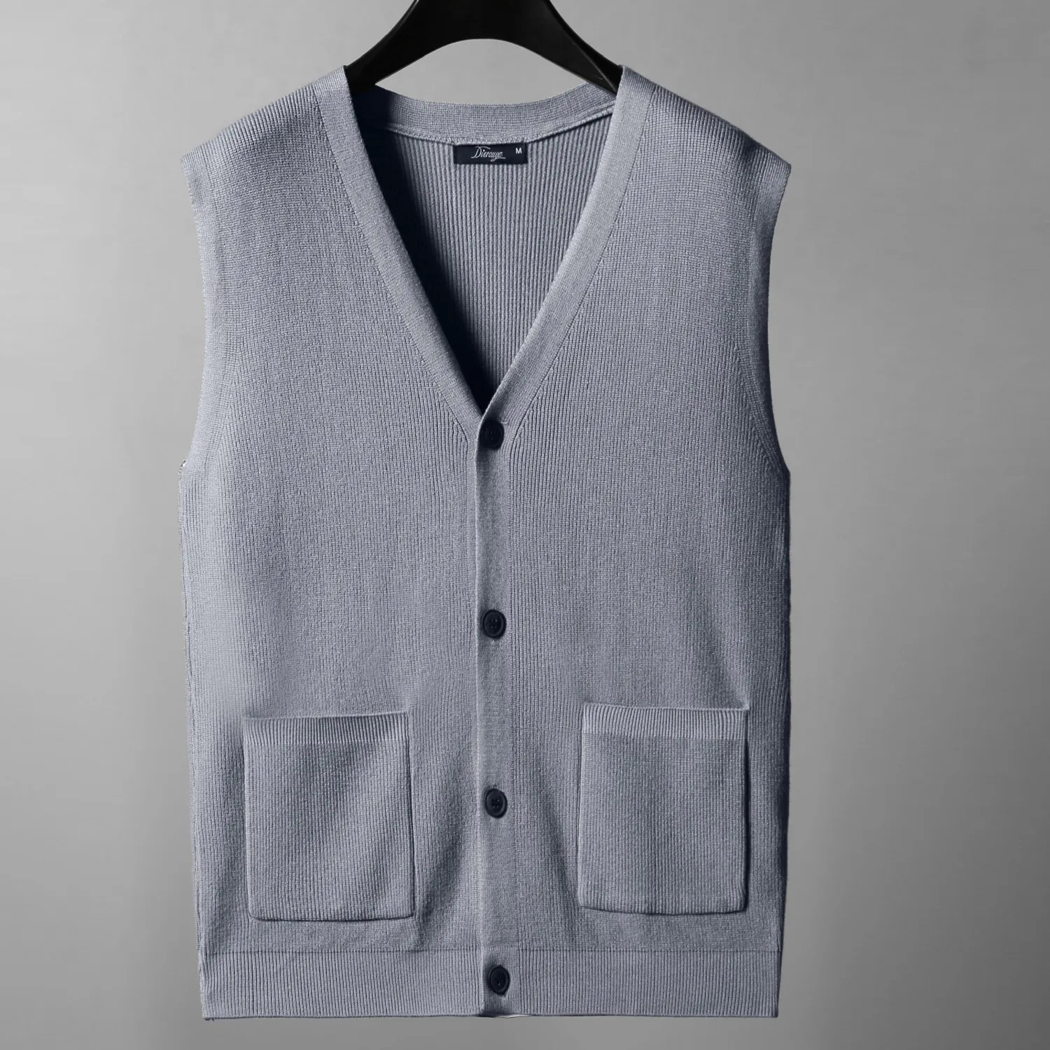 Large knitted sweater mens cardigan vest autumn and winter large loose fat sweater. 250716