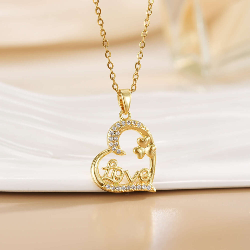 Fashion Heart-Shaped LOVE Titanium Necklace High-End Versatile Zircon Inlaid Stainless Steel Collarbone Chain For Women Dfd