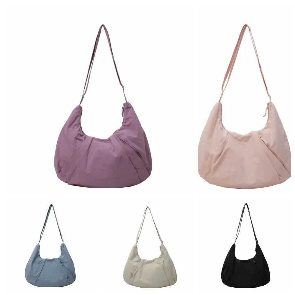 Korean Style Nylon Shoulder Bag Tote Bag Large Capacity Casual Dumpling Bag Solid Color Fold Oxford Cloth Underarm Bag Girls