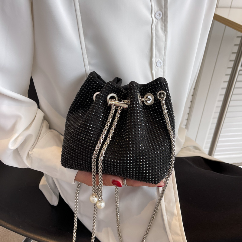 Luxury Brand Designer Bag Shiny Diamond Bag Women's Bag 2025 New Simple World Bank Drawstring Single Shoulder Crossbody Bag Chain Bucket Bag Whol