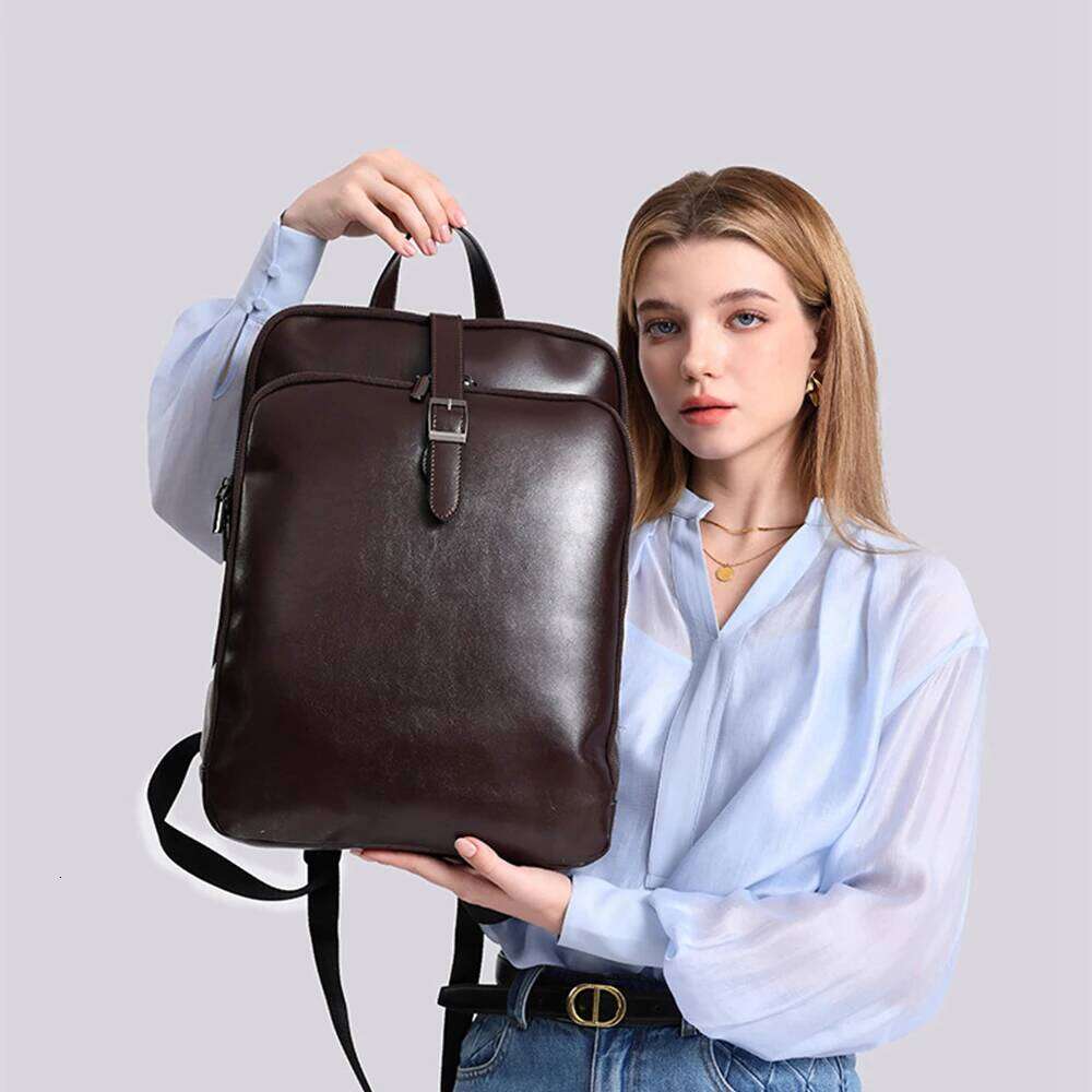 Hot Selling Genuine Backpack Women's Travel Men's Commuting Business Backpacks Fashion Soft Leather Shoulder Bag Designer Bags