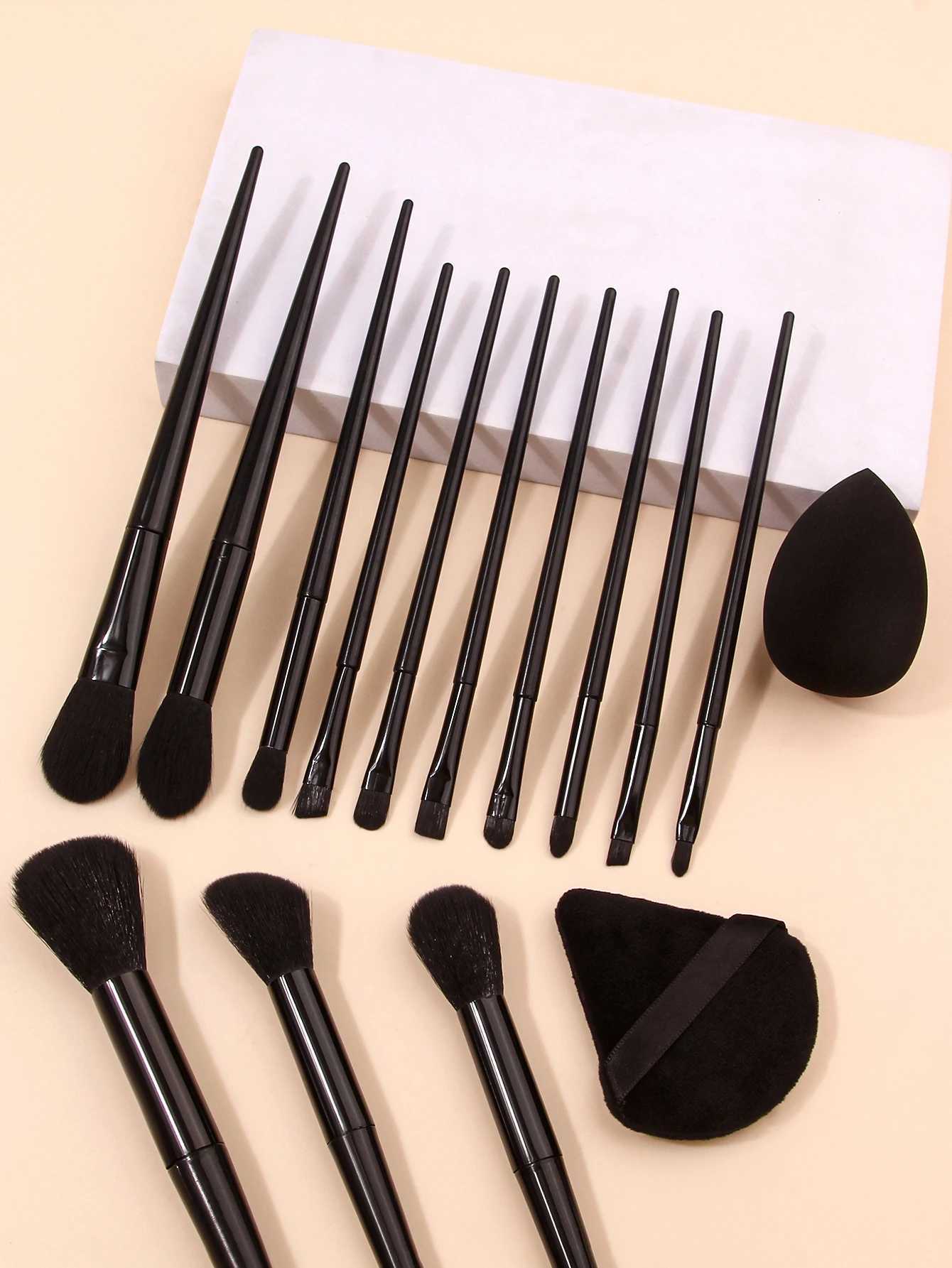 13pcs Black Makeup Brush Set Soft Powder Brush Portable + 1PCS Triangular Sponge Puff + 1PCS Foundation Makeup Sponge Beauty Egg XJ2500716