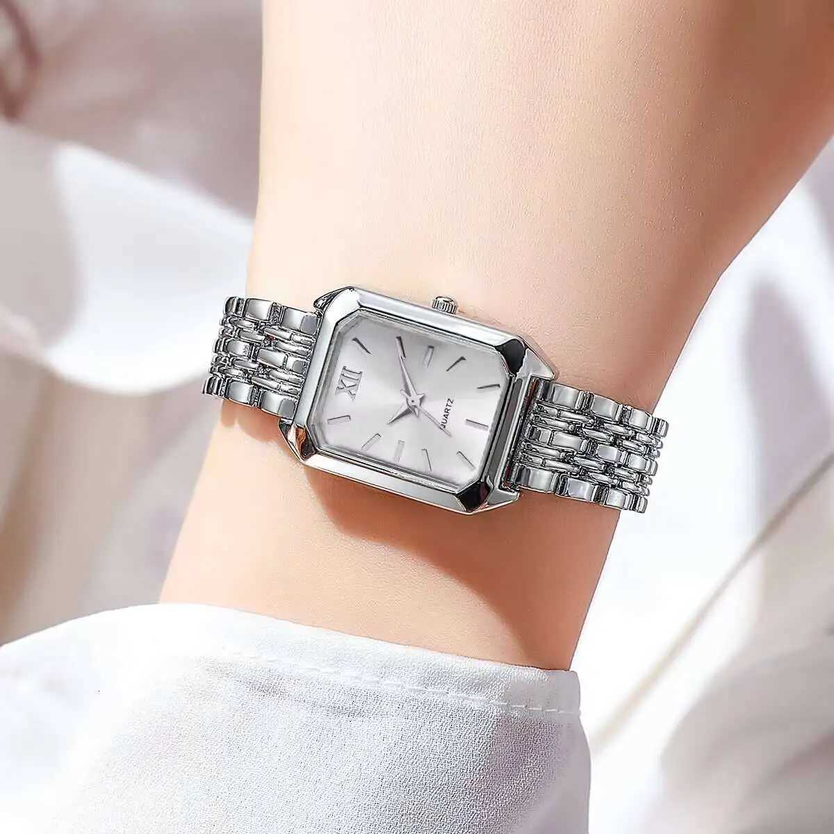 Fashion Rectangle Wen Quartz Luxury Analog Wristwatch Womens Watch Girls Clock GiftWithout Box Y250715