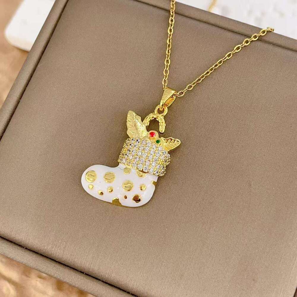 For Women New Versatile Atmosphere Necklace Niche Design High-End Titanium Steel Accessory 2D1