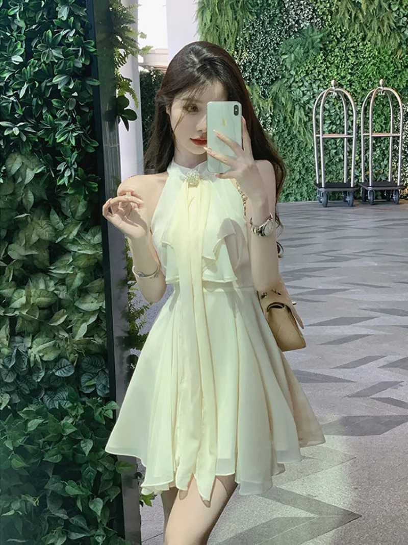 French Celebrity Irregular Chiffon Hanging Neck Dress Women Ruffled Edges Patchwork Ribbon Sleeveless Solid Summer Princess Wear R250716