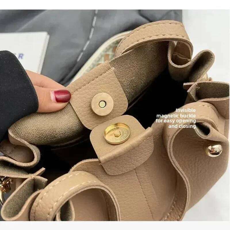 2025 High Quality Solid PU Bucket Shoulder Soft Crossbody Bags Korean High-End Design Large Capacity Women's Handbags