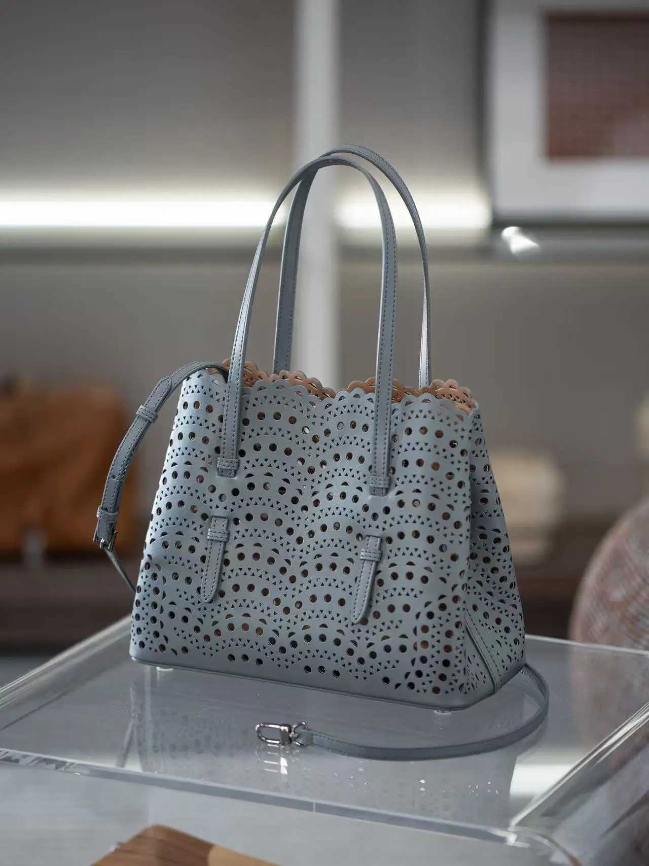 Brand Design Luxury High Quality Cowhide Shoulder Handbags For Women 2025 Large Capacity Genuine Leather Bucket Bag