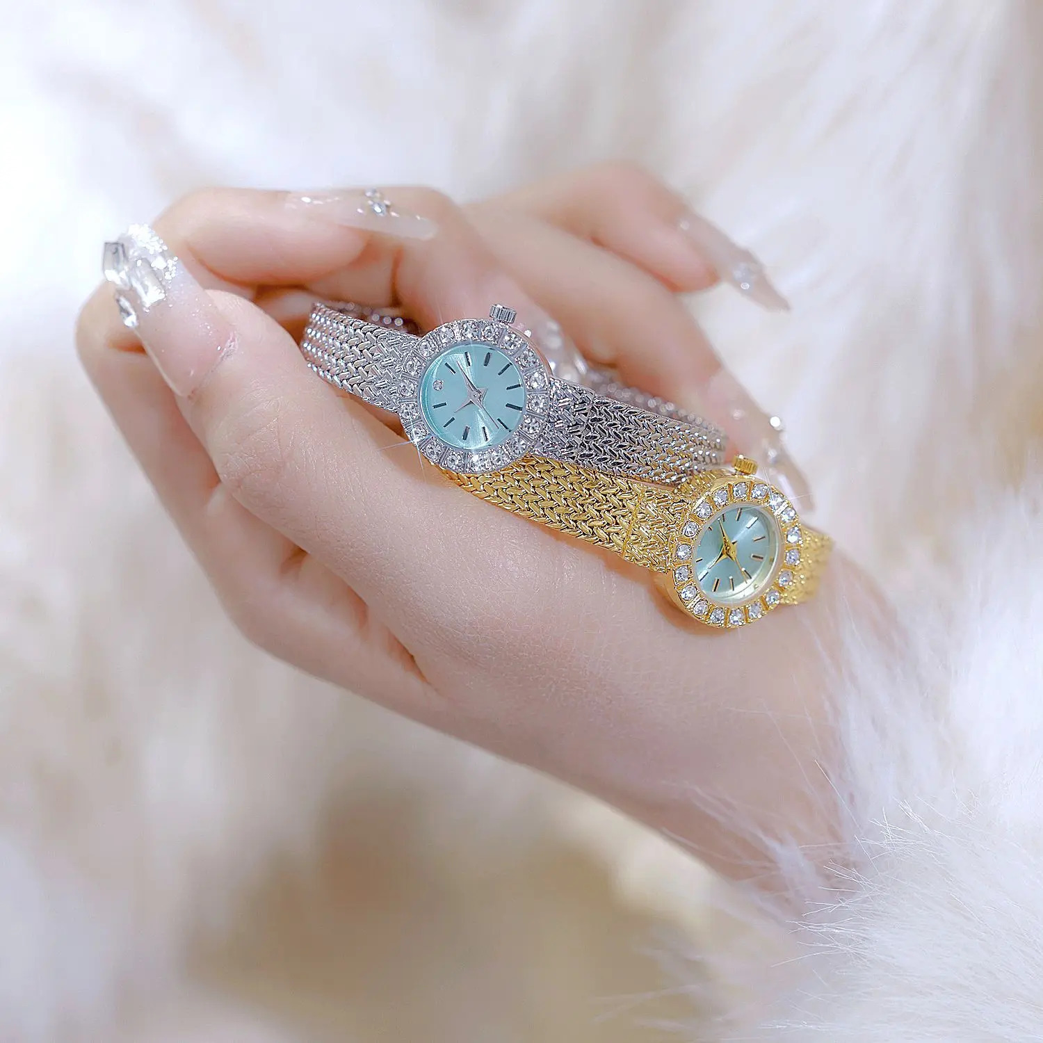 Womens Watch Light Blue Quartz Watches Elegant Fashion Diamond Wristwatch Gifts For Women 250715