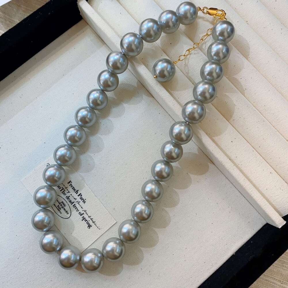 Sier Gray Perfect Round Pearl Sweater Chain 2025 New Trend Necklace for Women Niche Design Clavicle Choker