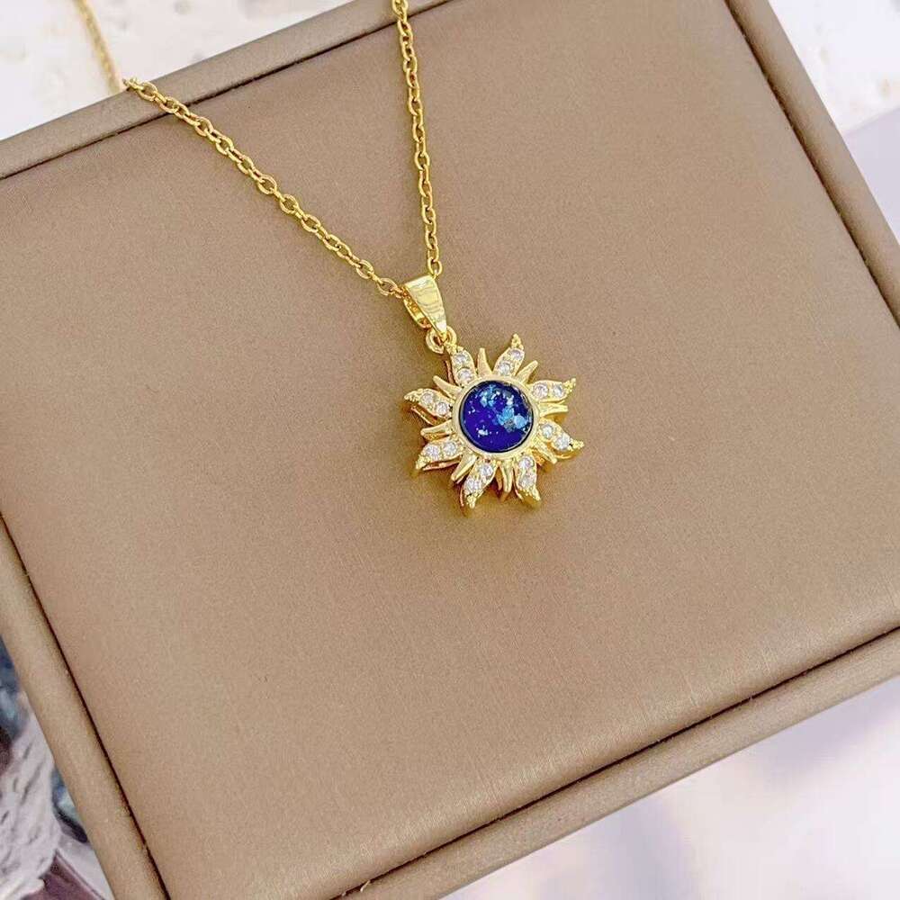 New Suower Necklace For Women Fashionable Personality Versatile Dopamine Zircon Jewelry 2Ea