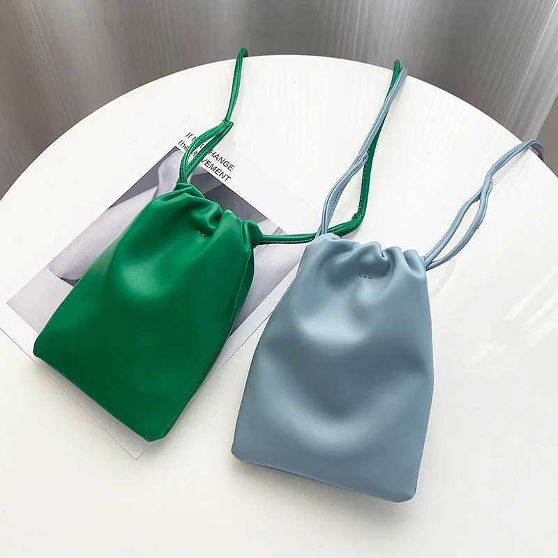 Women Handbags Female Pu Leather Shoulder Bags Luxury Large Capacity Crossbody Bags Solid Flap For Women Portable Phone Purse