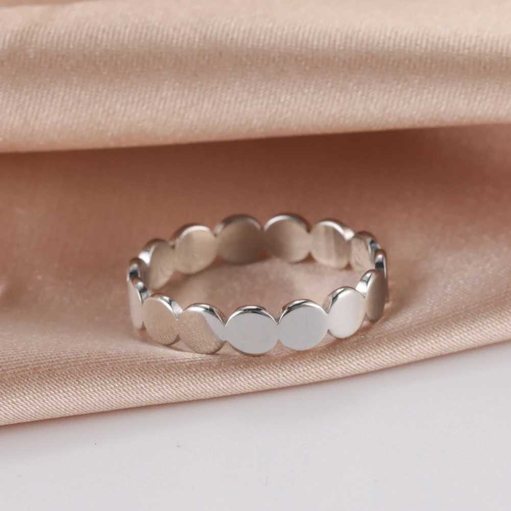Skyrim Fashion Geometric Round Minimalist Rings for Women Girls Gold Color Stainless Steel Ring Wedding Party Jewelry Wholesale S250716