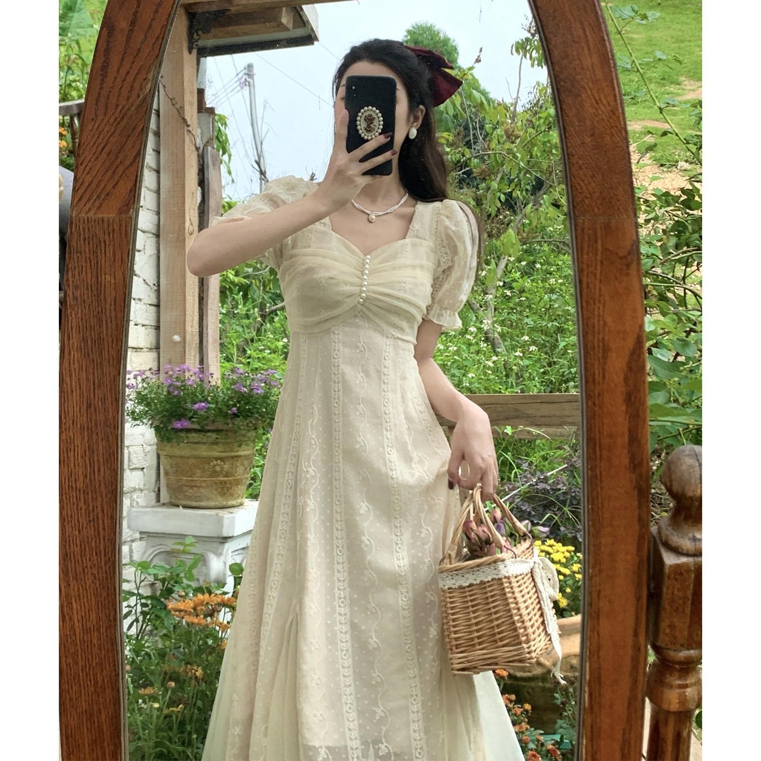 2025 Square Neck Summer Dress Sweet Desire Style First Love Tea Break French Platycodon Retro Design Sense Mori Women's Clothing