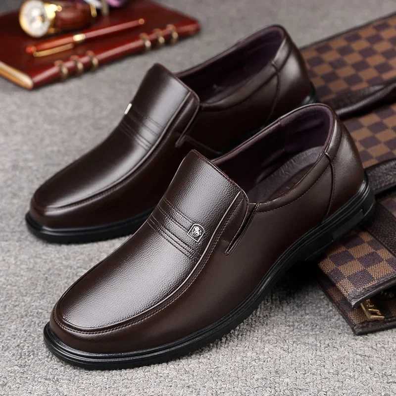 Leather Men Formal Shoes Luxury Brand Mens Loafers Dress Moccasins Breathable Slip-on Black Driving Shoes Plus Size 37-46 W250716