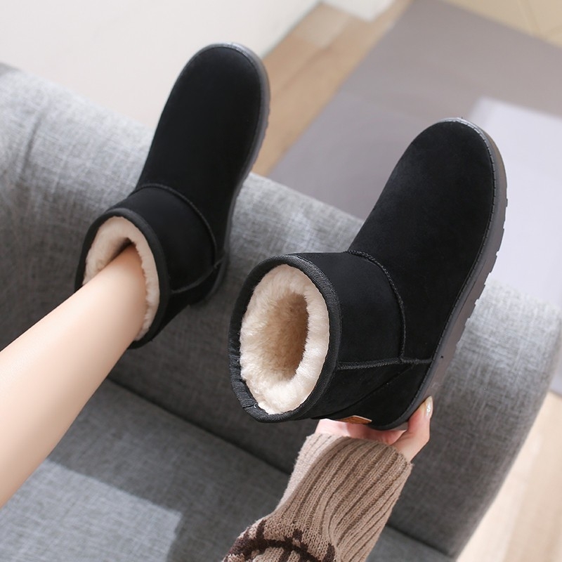 Free shipping Slippers designers Snow boots for women cold resistant and plush thick cotton shoes for women winter flat bottom versatile bread grey bl
