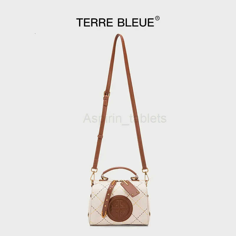 New Summer Fashionable Versatile Commuter Bag Womens Shoulder Handbag Casual Daypack Crossbody Bag Large Capacity M250716