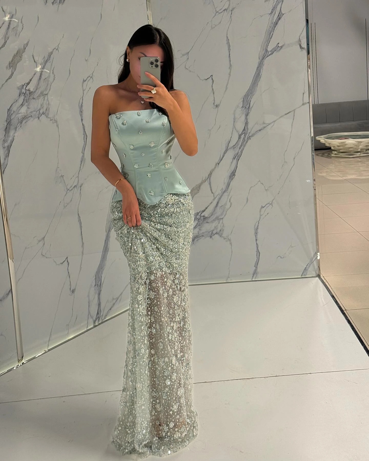 Elegant Mermaid Women Evening Dresses Strapless Sleeveless Gown Appliques Sequins Lace Dress For Party Custom Made