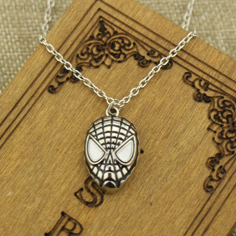 Disney Avengers Superhero Spiderman Necklace Trendy Vintage Jewelry Accessories for Women Men Classic Spiderman Mask Necklace W20250716