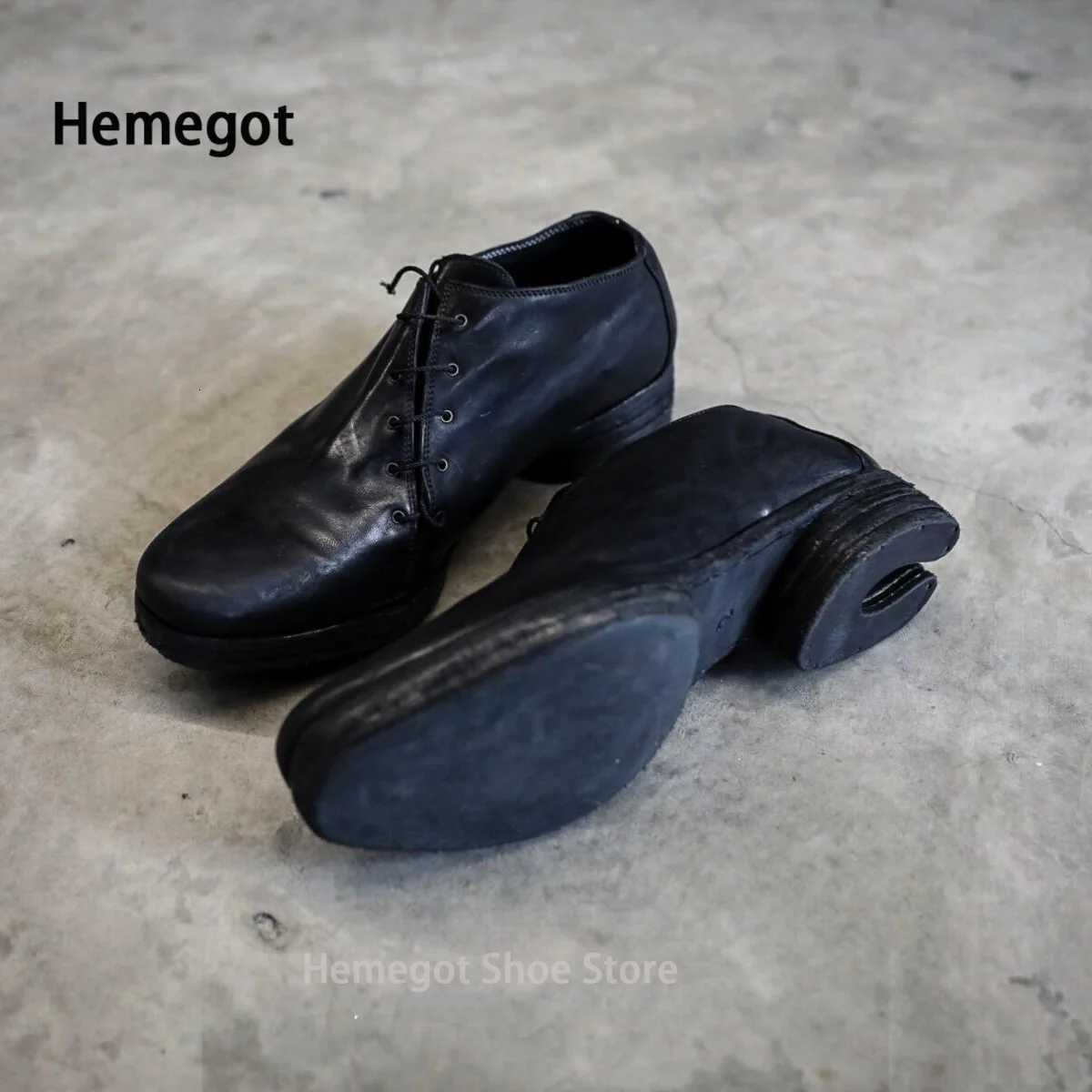 Irregular Heels Derby Shoes Lace-Up Casual Shoes Classic Solid Color Handmade Board Shoes Designer Style Newest Mens Shoes W250716