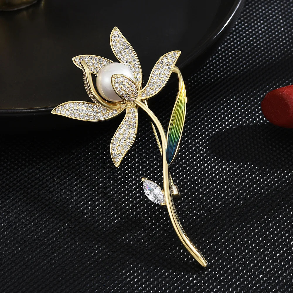 SUYU Fashionable Narcissus Corsage Copper Micro Inlaid Plant Brooch Womens Clothing Accessories 250712