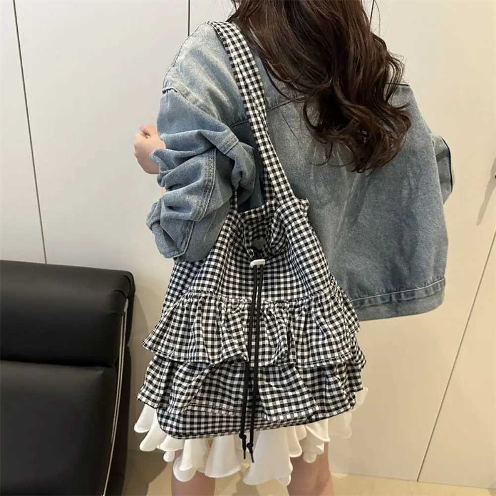 Casual Korean Style Lotus Leaf Shoulder Bag Large Capacity Bag Portable Cloth Plaid Tote Bag Storage Bag